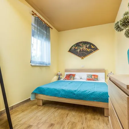 Monte 아파트 풀라