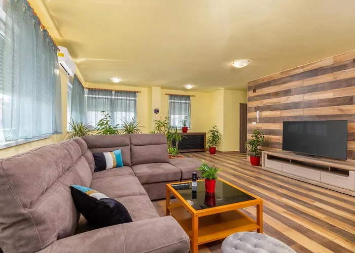 Διαμέρισμα Monte *